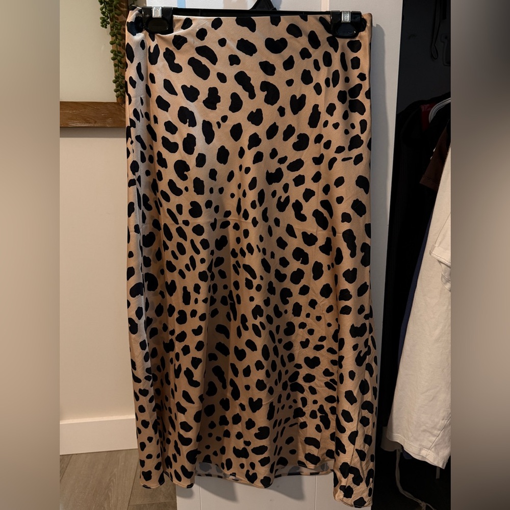 Essue Tan Maxi A-Line Skirt for Night Out